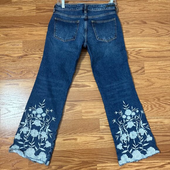 Pilcro and the Letterpress Embroidered Crop Flare Jeans Size 27 - Picture 9 of 13